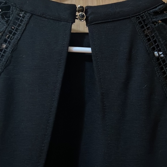 Iris Little Black Dress Size Medium - Picture 4 of 5